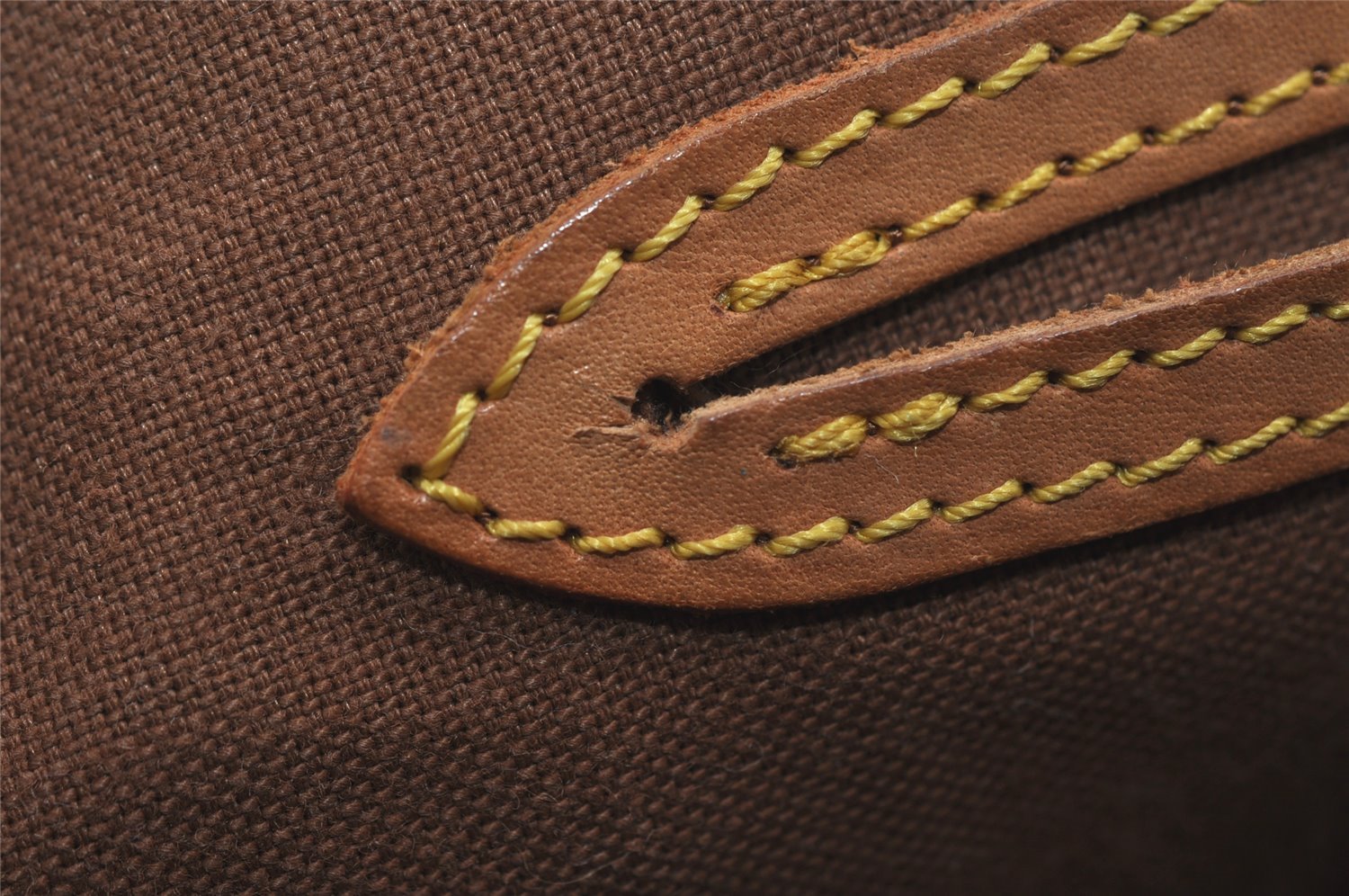 Authentic Louis Vuitton Monogram Alma Hand Bag Purse M51130 LV 1505I