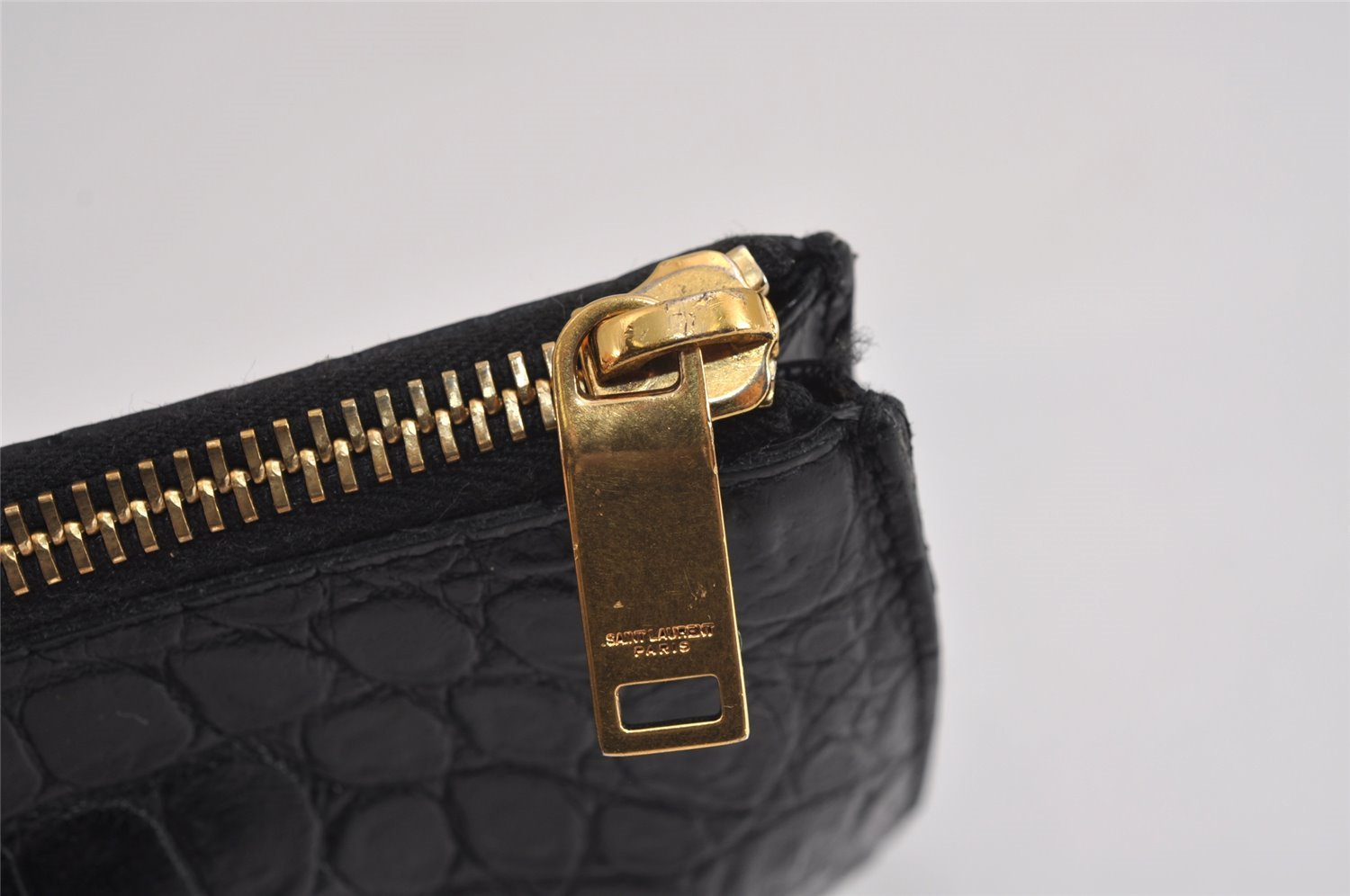 Authentic SAINT LAURENT Clutch Hand Bag Purse Leather 607779 Black YSL 1506J