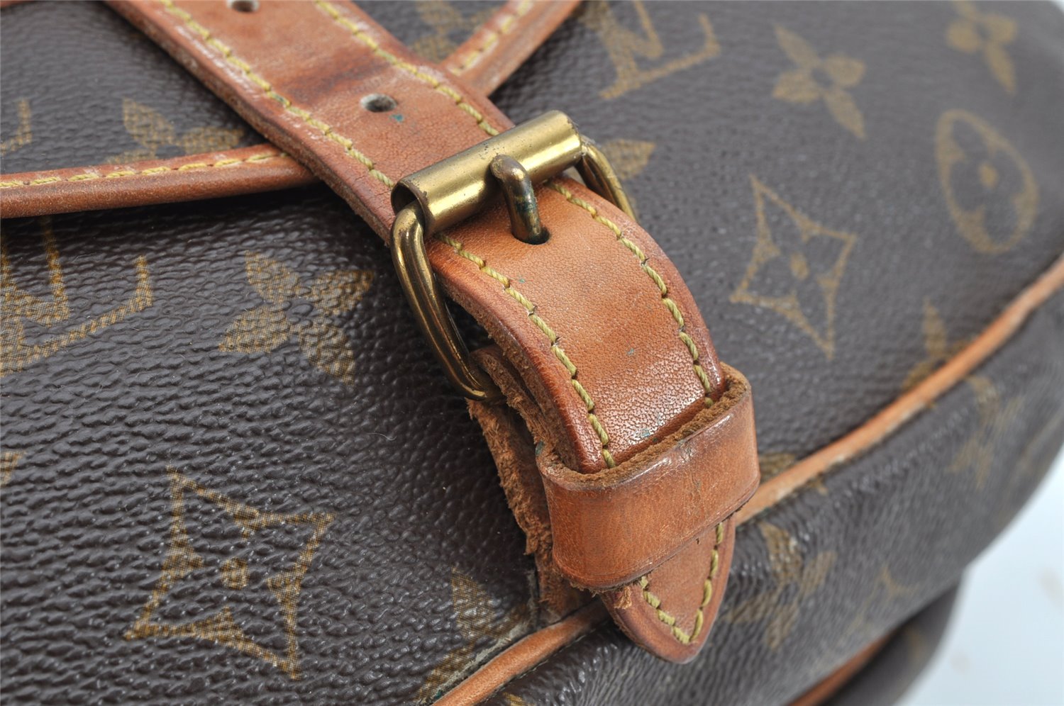 Authentic Louis Vuitton Monogram Saumur 30 Shoulder Cross Bag M42256 LV 1506K