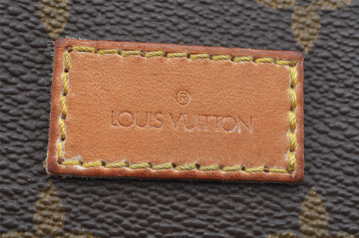 Authentic Louis Vuitton Monogram Saumur 30 Shoulder Cross Bag M42256 LV 1506K