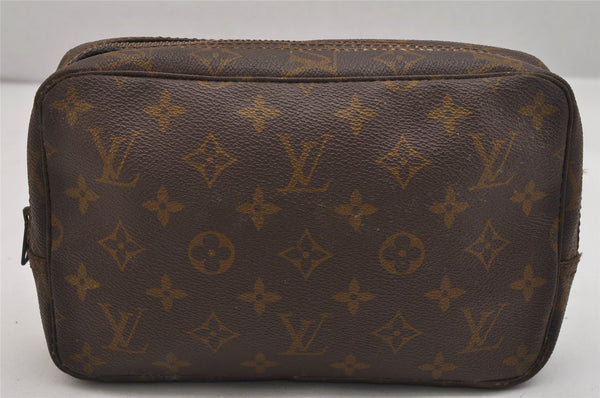 Auth Louis Vuitton Monogram Trousse Toilette 23 Clutch Hand Bag Old Model 1508K