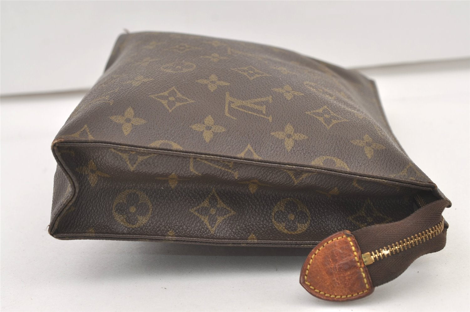 Authentic Louis Vuitton Monogram Poche Toilette 26 M47542 Cosmetics Pouch 1509K