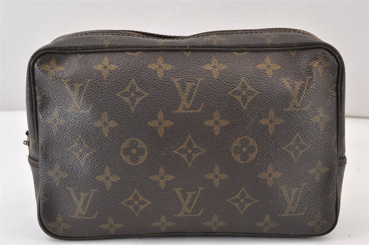 Auth Louis Vuitton Monogram Trousse Toilette 23 Clutch Bag M47524 LV Junk 1511K