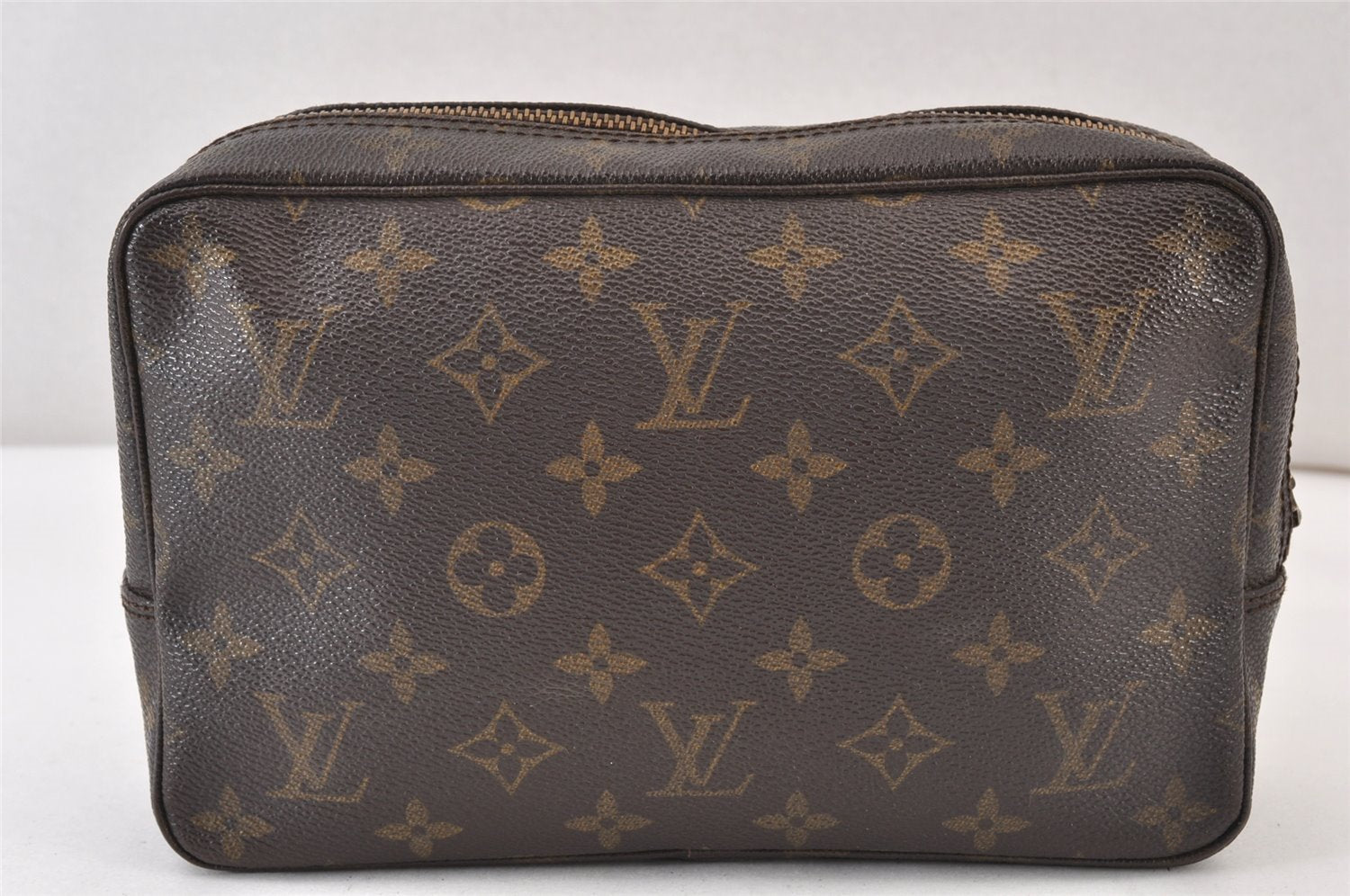Auth Louis Vuitton Monogram Trousse Toilette 23 Clutch Bag M47524 LV Junk 1511K