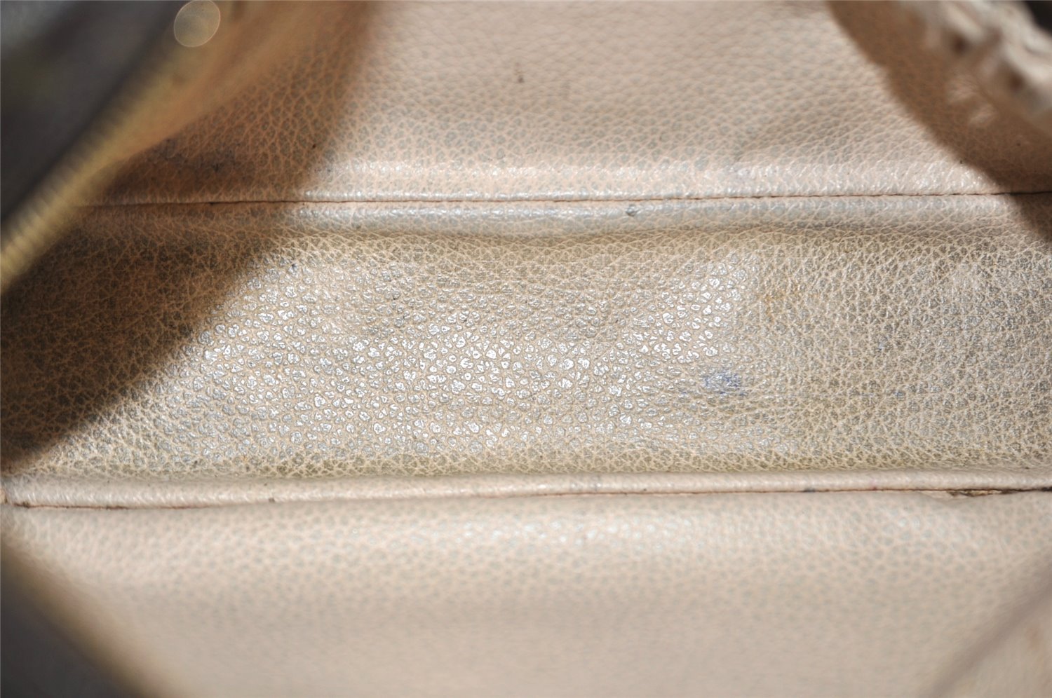 Auth Louis Vuitton Monogram Trousse Toilette 23 Clutch Bag M47524 LV Junk 1511K