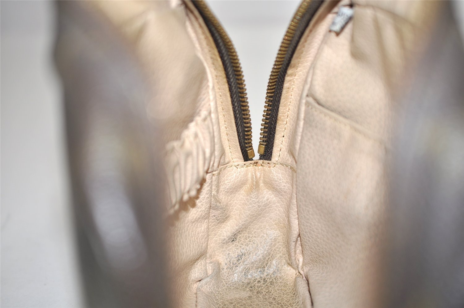 Auth Louis Vuitton Monogram Trousse Toilette 23 Clutch Bag M47524 LV Junk 1511K