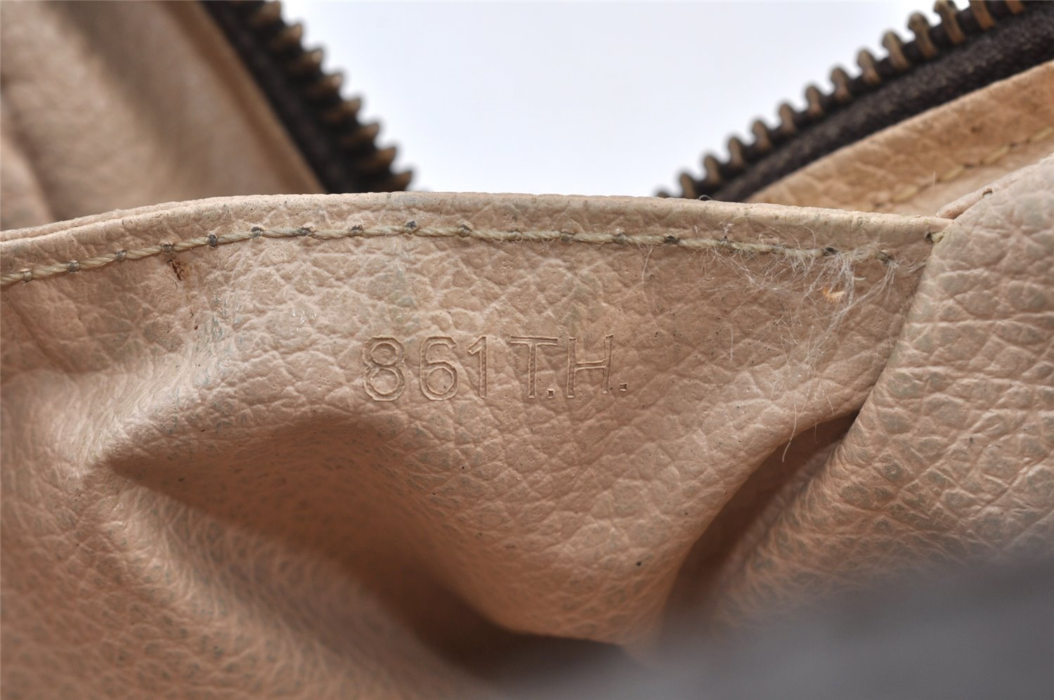 Auth Louis Vuitton Monogram Trousse Toilette 23 Clutch Bag M47524 LV Junk 1511K