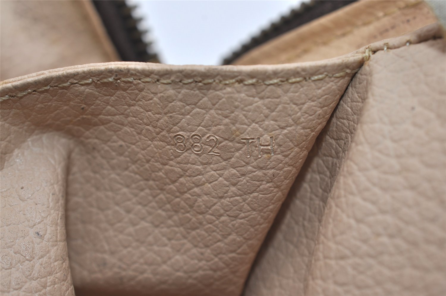 Auth Louis Vuitton Monogram Trousse Toilette 23 Clutch Hand Bag M47524 LV 1512I