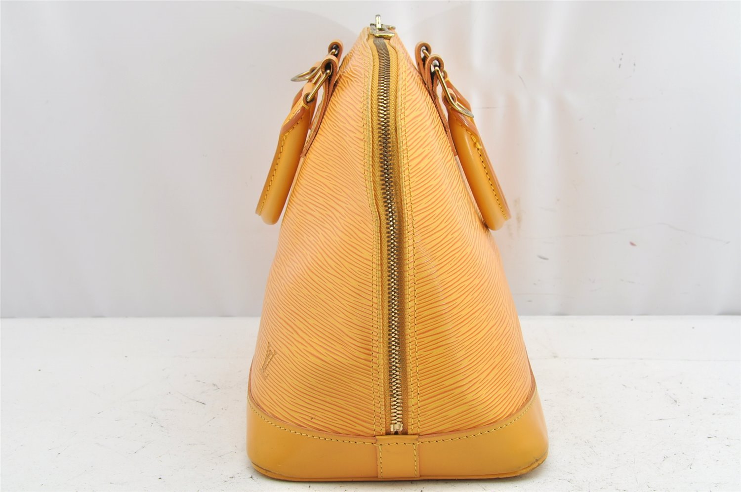 Authentic Louis Vuitton Epi Alma PM Hand Bag Yellow M52149 LV 1512K