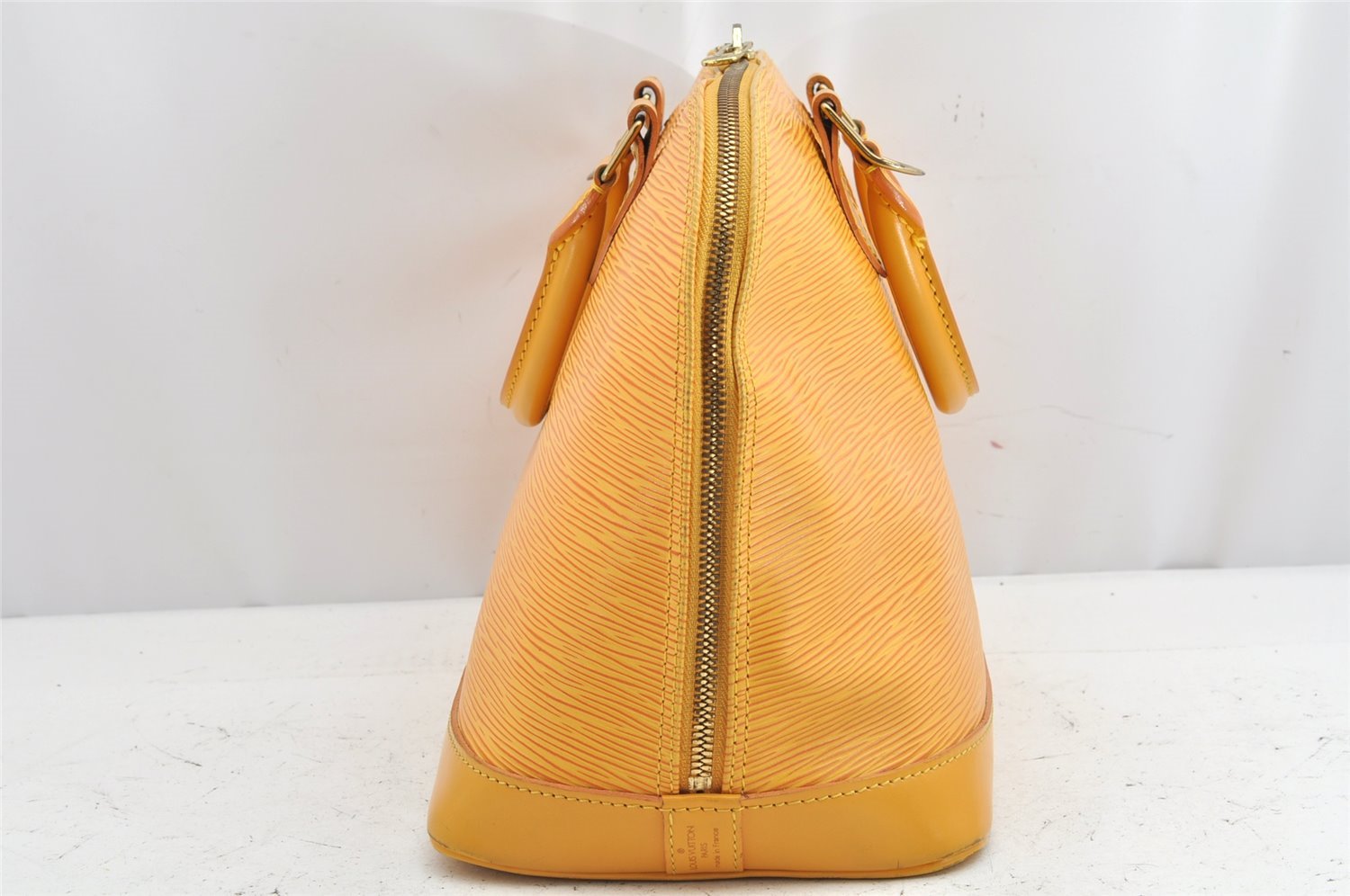 Authentic Louis Vuitton Epi Alma PM Hand Bag Yellow M52149 LV 1512K