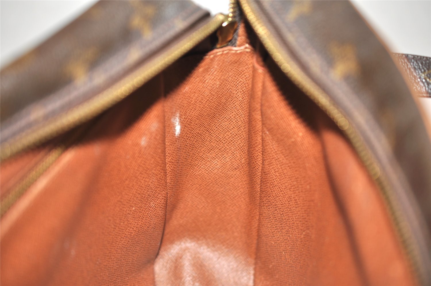 Authentic Louis Vuitton Monogram Nile Shoulder Cross Body Bag M45244 LV 1516I