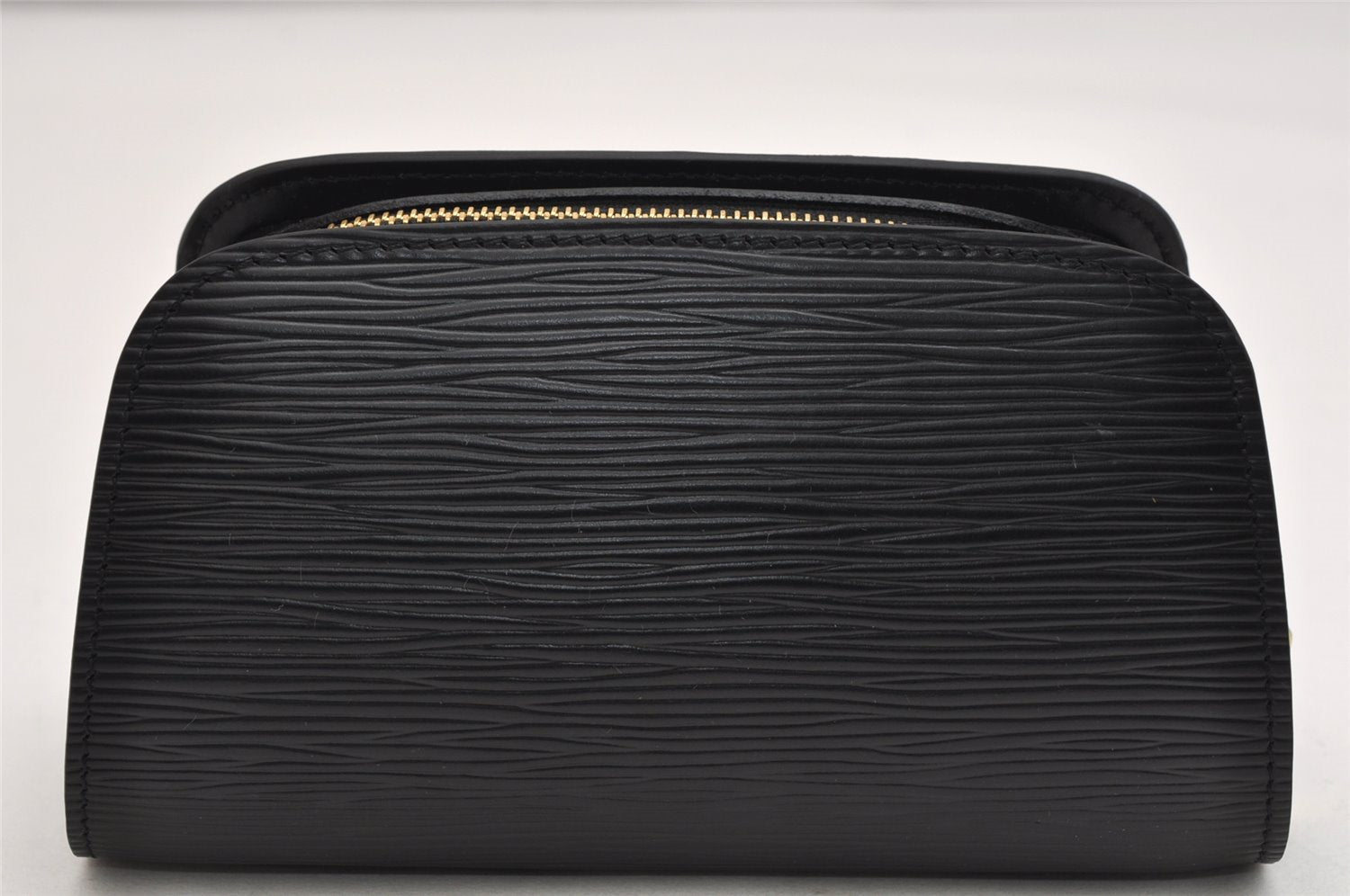 Authentic Louis Vuitton Epi Dauphine Cosmetic Pouch Black M48442 LV 1517K