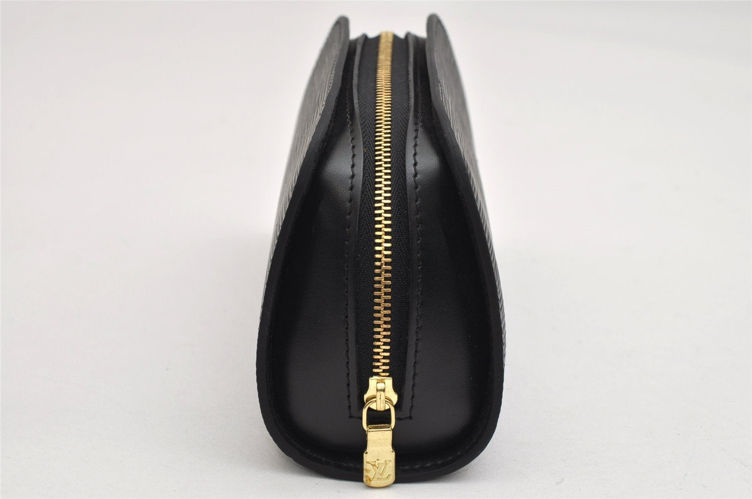 Authentic Louis Vuitton Epi Dauphine Cosmetic Pouch Black M48442 LV 1517K