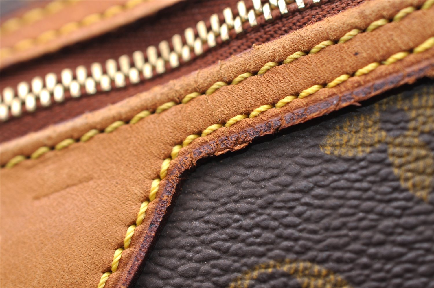 Authentic Louis Vuitton Monogram Cabas Alto Shoulder Tote Bag M51152 Junk 1522I