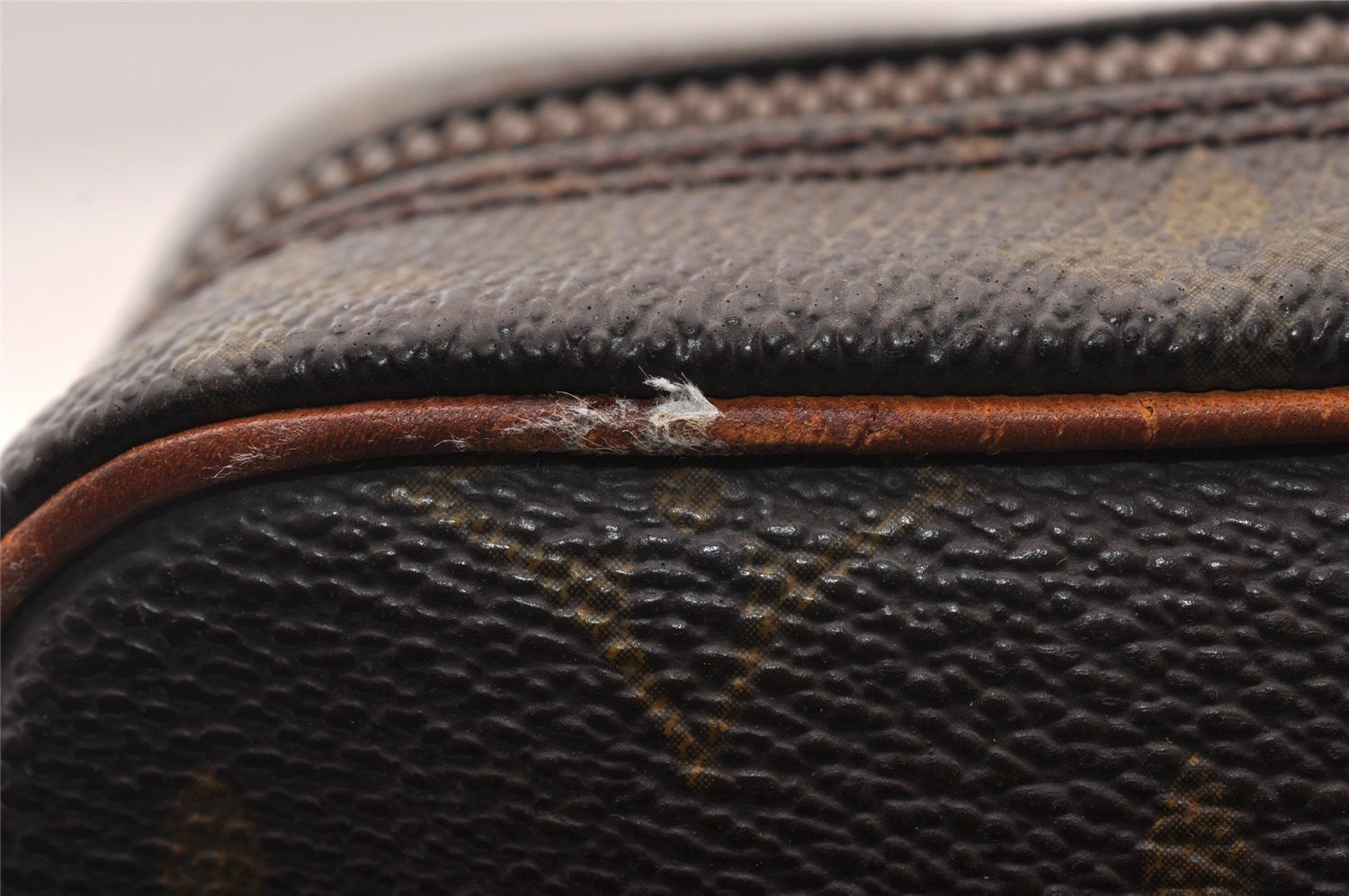 Authentic Louis Vuitton Monogram Amazone Shoulder Cross Bag M45236 LV Junk 1524I