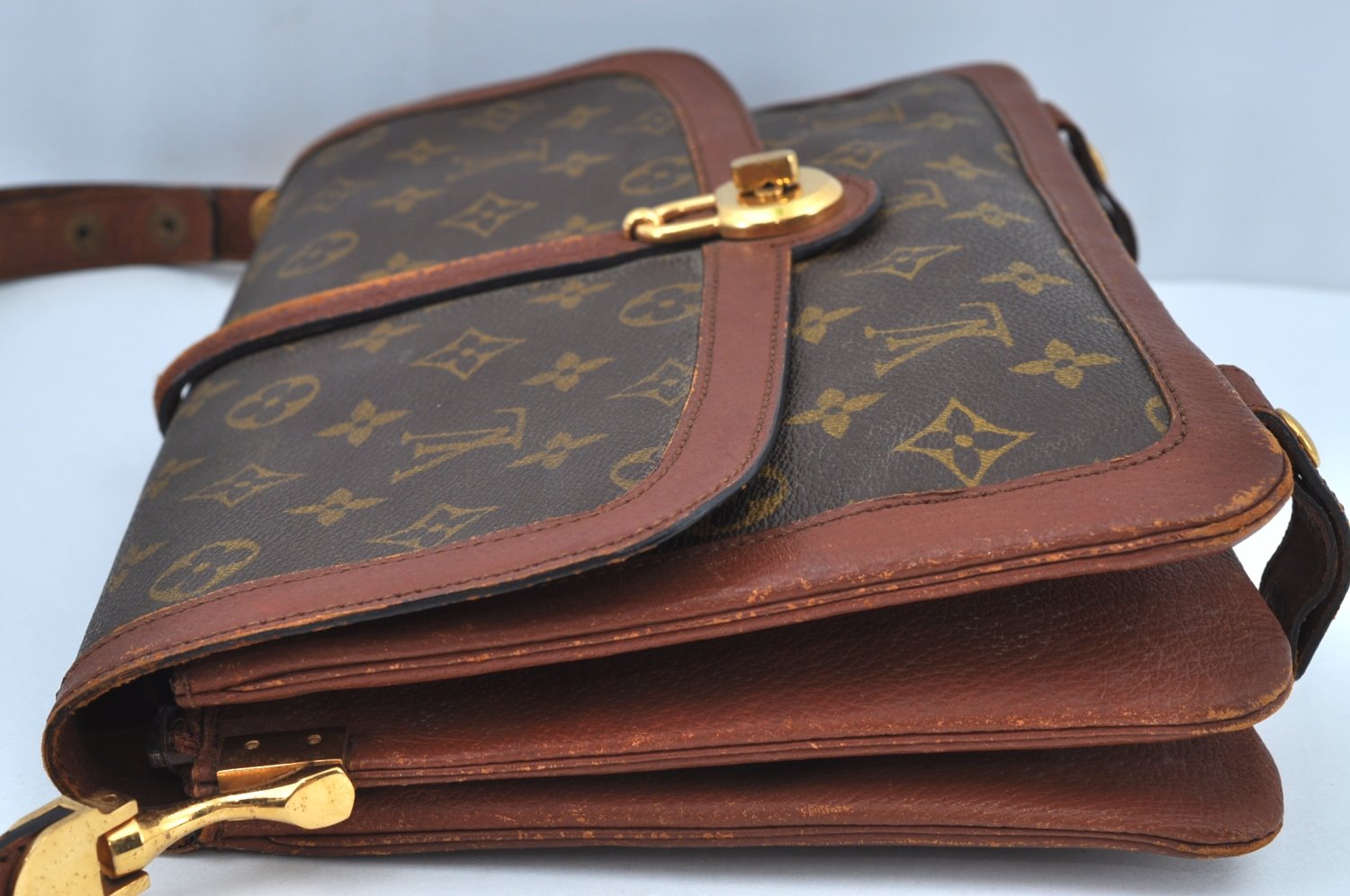 Authentic Louis Vuitton Monogram Sac Vendome Shoulder Cross Bag Old Model 1525I