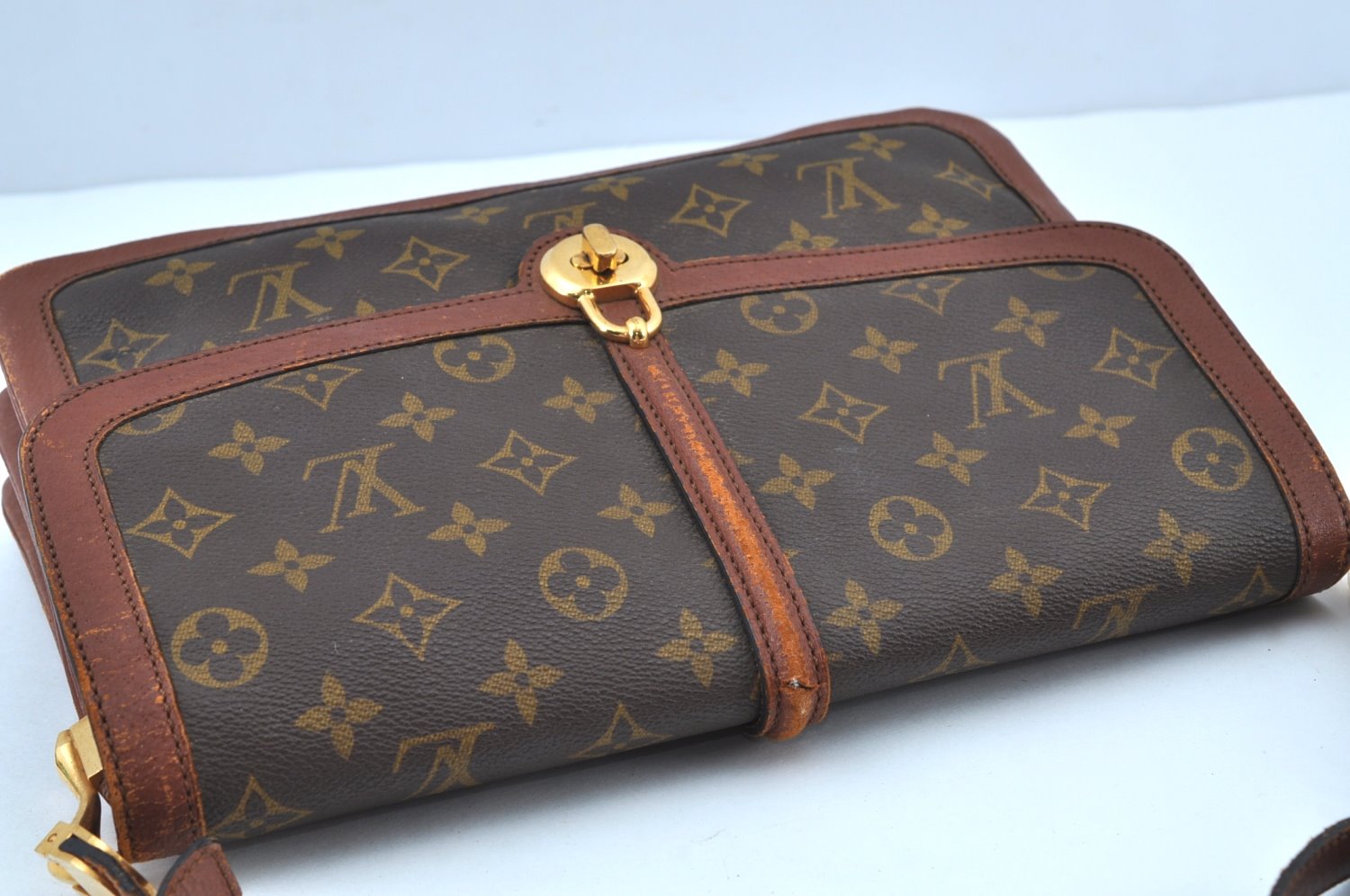 Authentic Louis Vuitton Monogram Sac Vendome Shoulder Cross Bag Old Model 1525I