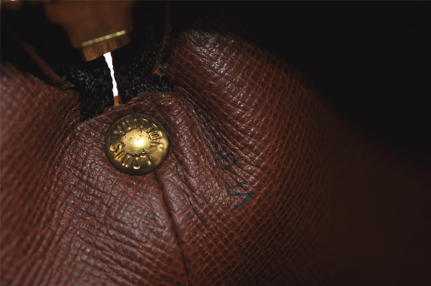 Authentic Louis Vuitton Monogram Drouot Shoulder Cross Bag M51290 Junk 1527I