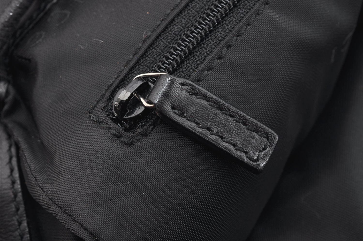 Authentic GUCCI Vintage Drawstring Backpack Nylon Leather 0030233 Black 1529K