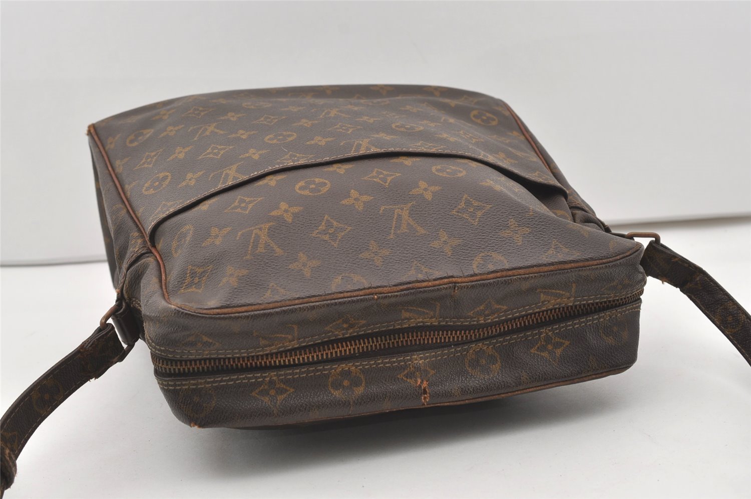 Authentic Louis Vuitton Monogram Marceau Shoulder Cross Body Bag Old Model 1533J