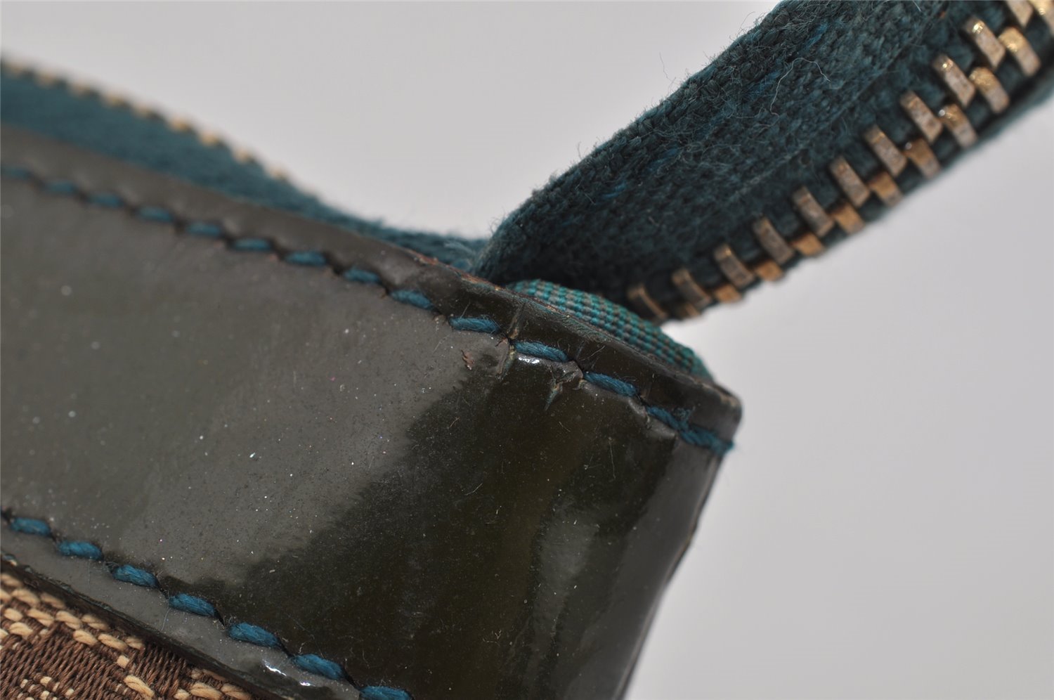 Authentic GUCCI Abbey Hand Tote Bag Purse GG Canvas Enamel 141471 Brown 1534J