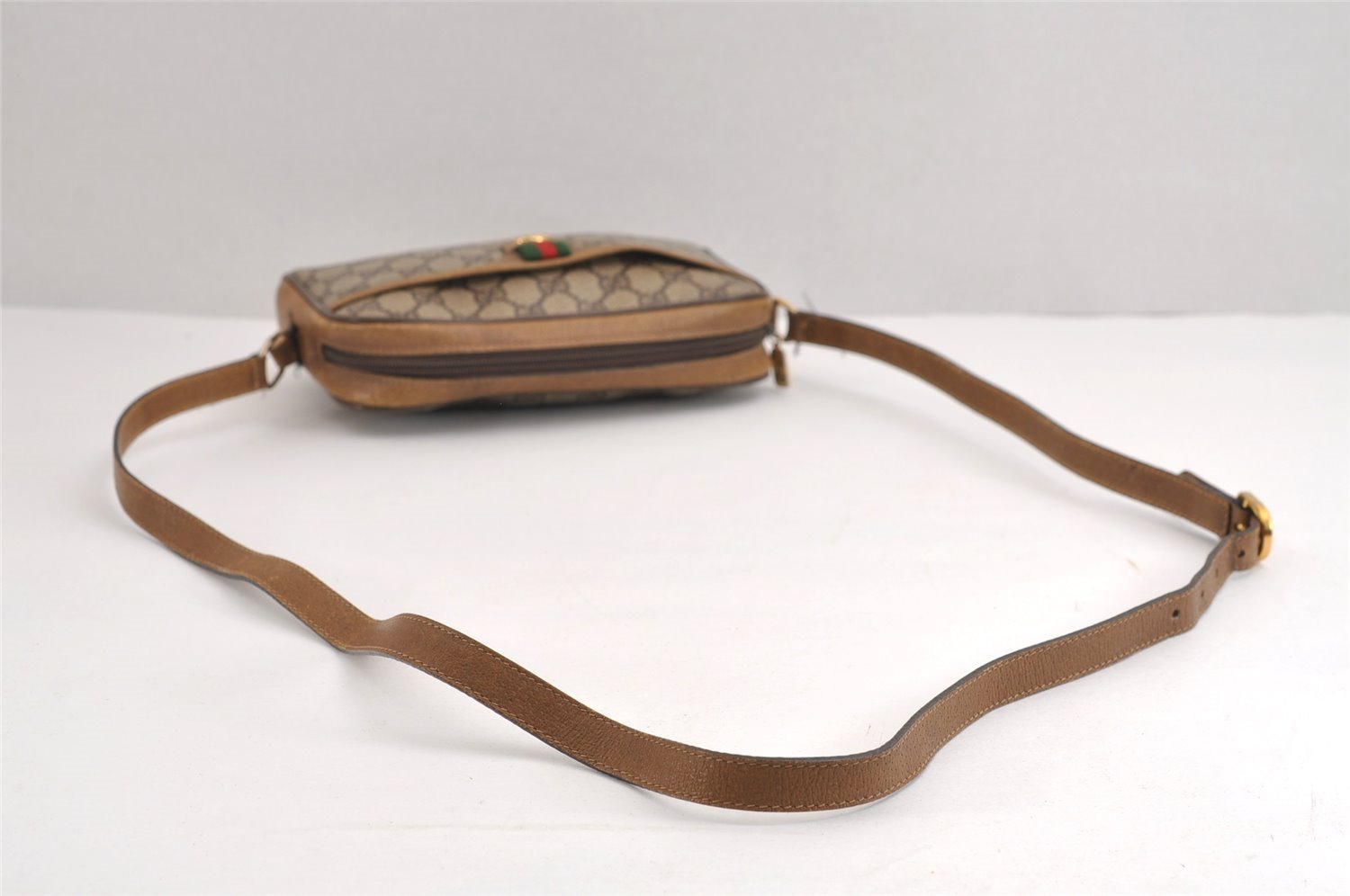 Authentic GUCCI Web Sherry Line Shoulder Cross Bag GG PVC Leather Brown 1541J