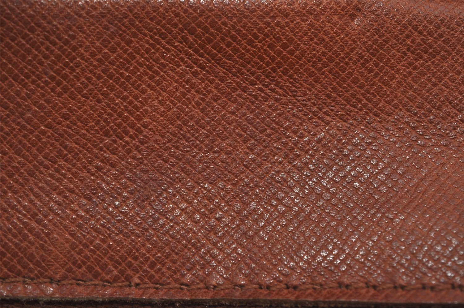 Authentic Louis Vuitton Monogram Danube 28 Shoulder Cross Body Bag LV 1542I