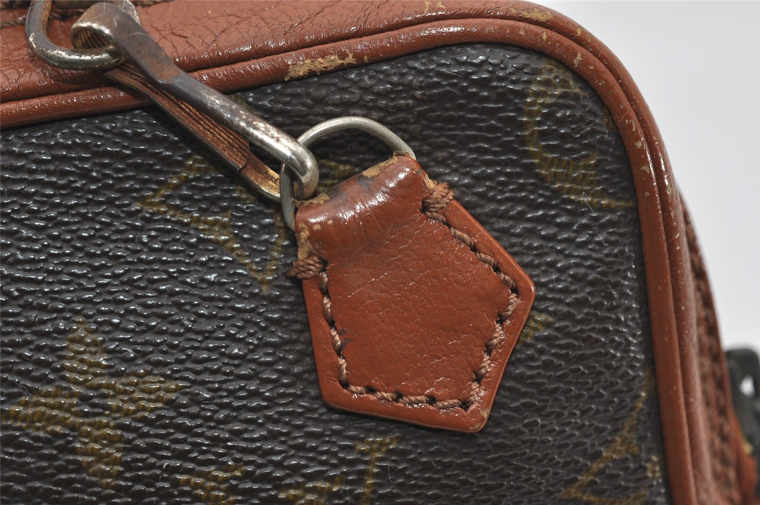 Authentic Louis Vuitton Monogram Shoulder Cross Body Bag Old Model LV 1545I