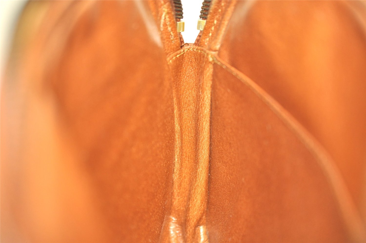 Authentic Louis Vuitton Monogram Shoulder Cross Body Bag Old Model LV 1545I