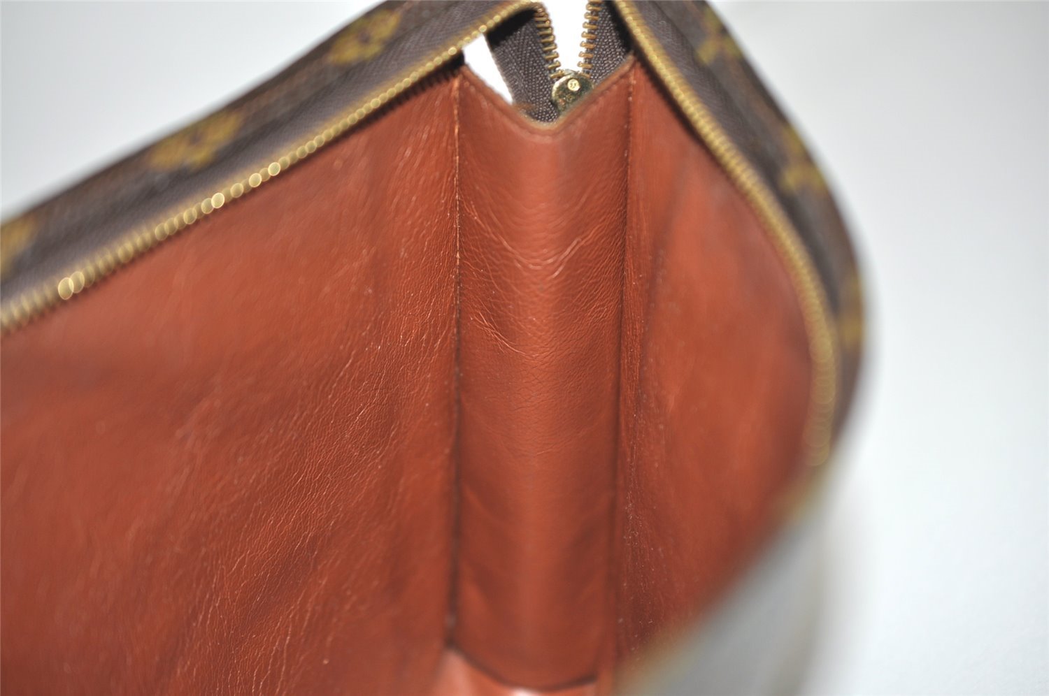 Auth Louis Vuitton Monogram Poche Toilette 26 Cosmetics Pouch Old Model LV 1550I