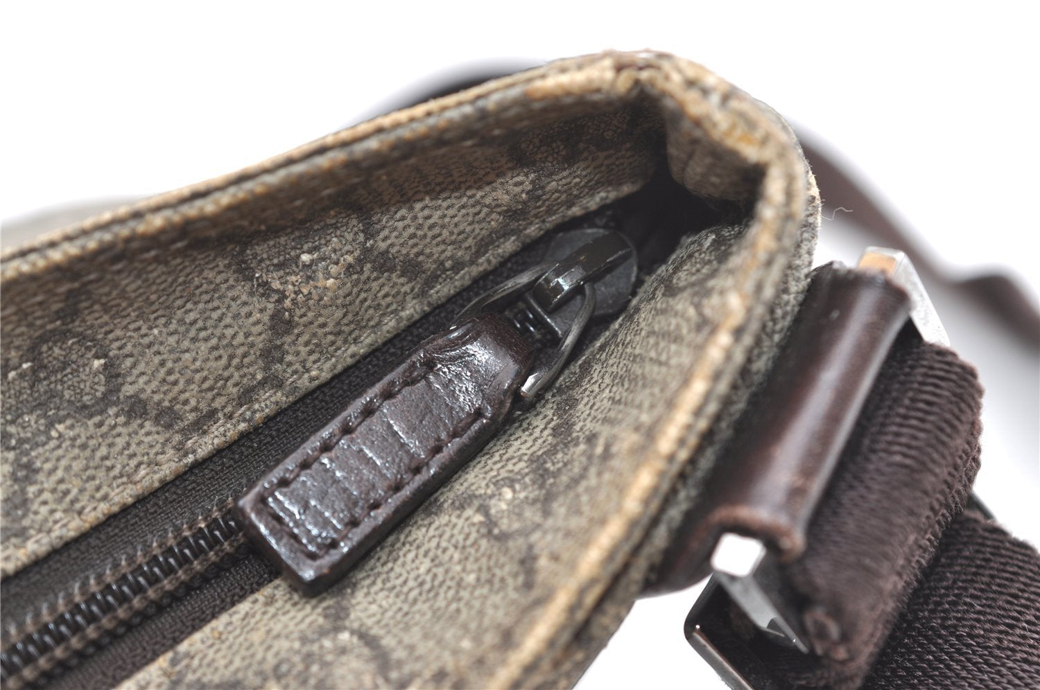 Authentic GUCCI Shoulder Cross Body Bag GG PVC Leather 141626 Brown 1553J