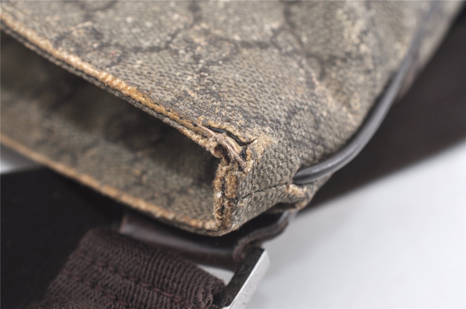 Authentic GUCCI Shoulder Cross Body Bag GG PVC Leather 141626 Brown 1553J