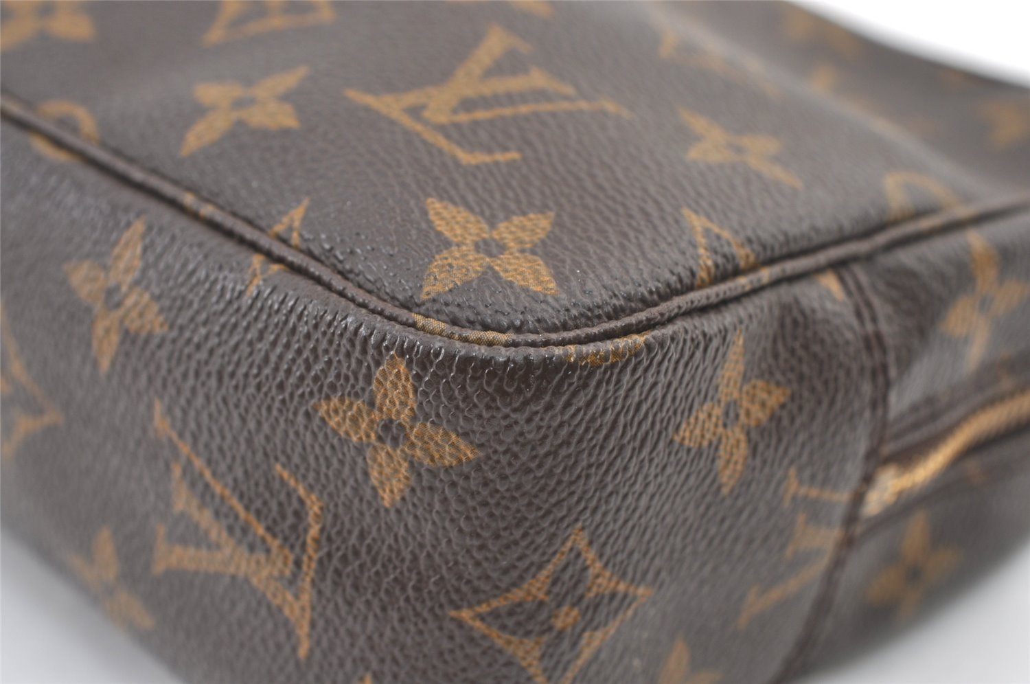 Auth Louis Vuitton Monogram Trousse Toilette 23 Clutch Hand Bag M47524 LV 1553K