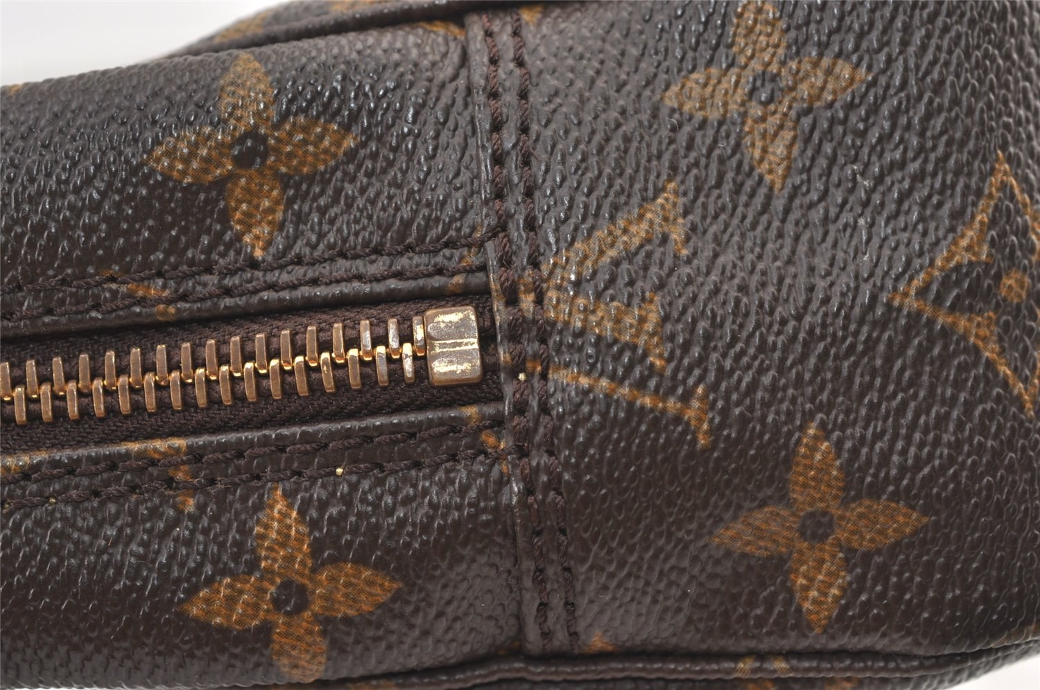 Auth Louis Vuitton Monogram Trousse Toilette 23 Clutch Hand Bag M47524 LV 1553K