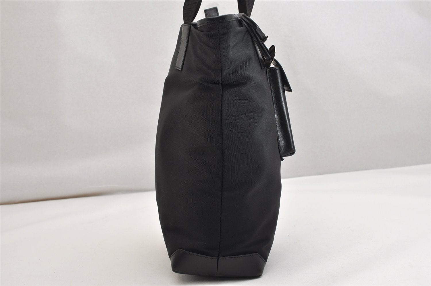 Authentic GUCCI Vintage Shoulder Tote Bag Nylon Leather 0190373 Black 1554K
