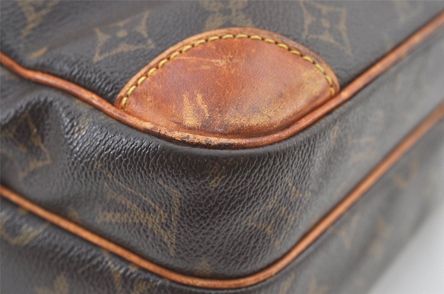 Authentic Louis Vuitton Monogram Nile Shoulder Cross Body Bag M45244 LV 1557K