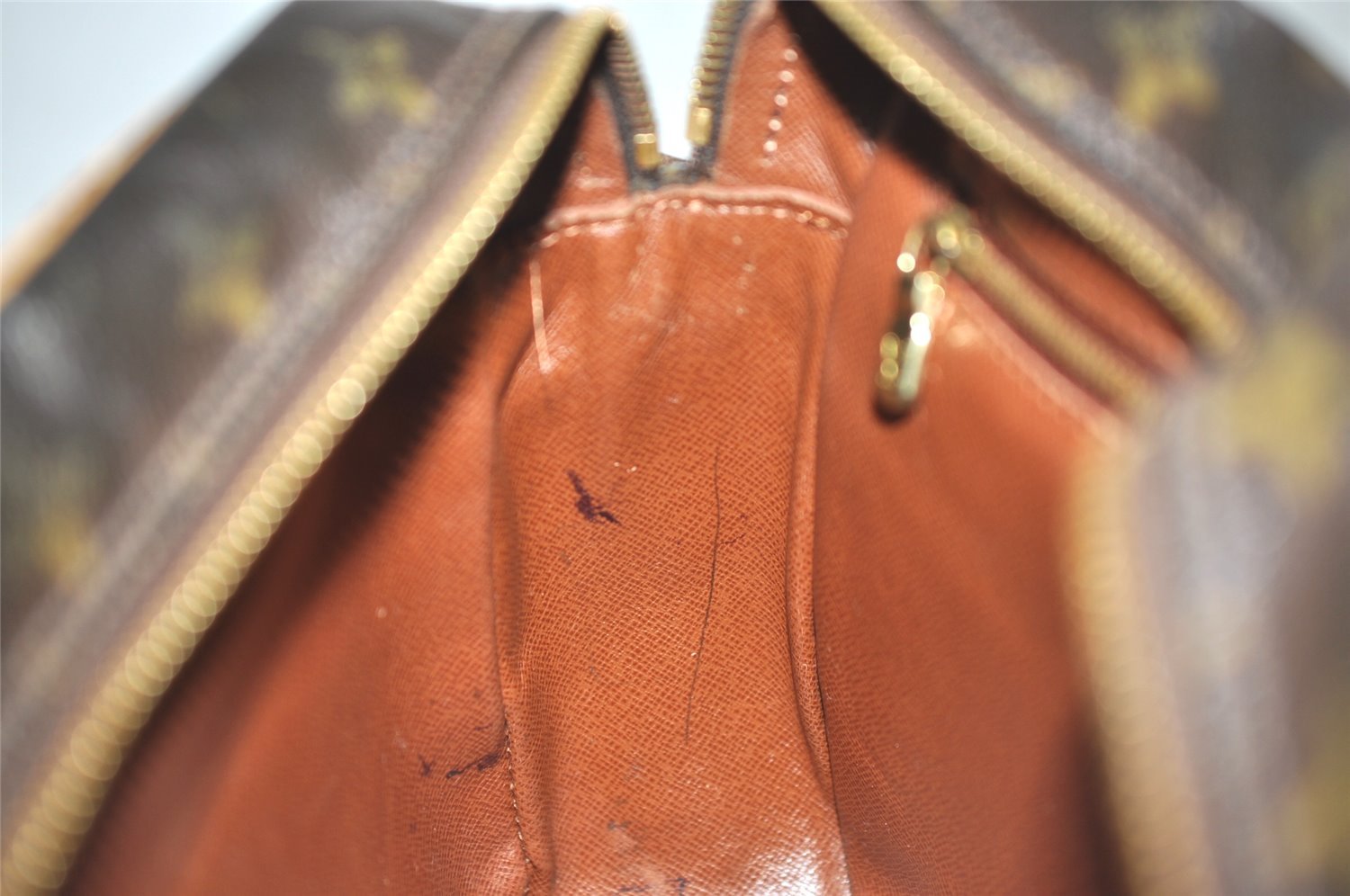 Authentic Louis Vuitton Monogram Nile Shoulder Cross Body Bag M45244 LV 1557K