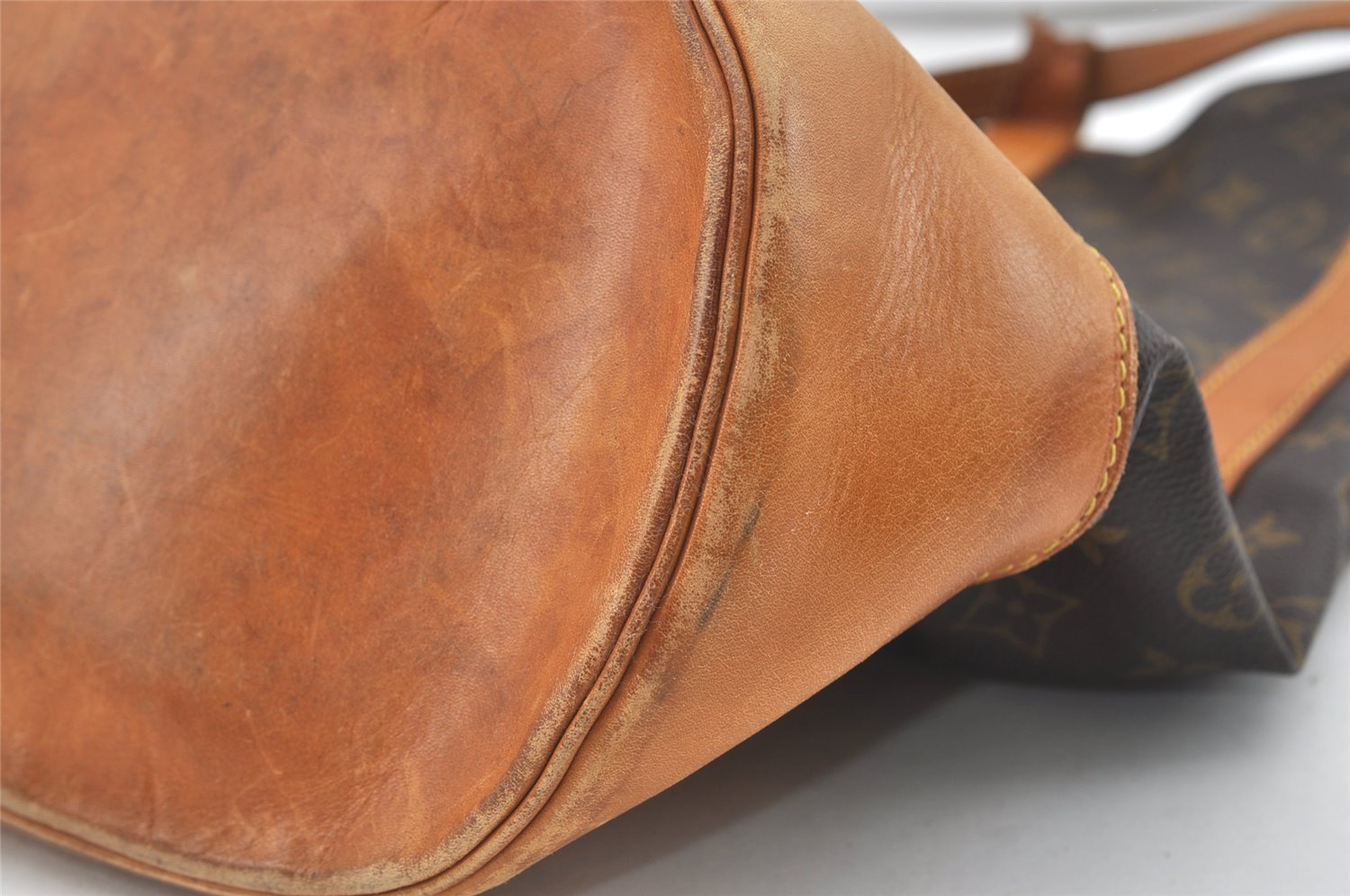 Authentic Louis Vuitton Monogram Randonnee GM Shoulder Bag M42244 LV 1560J