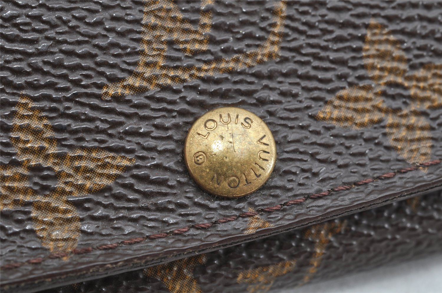 Authentic Louis Vuitton Monogram Multicles 4 Four Hooks Key Case M62631 LV 1561K