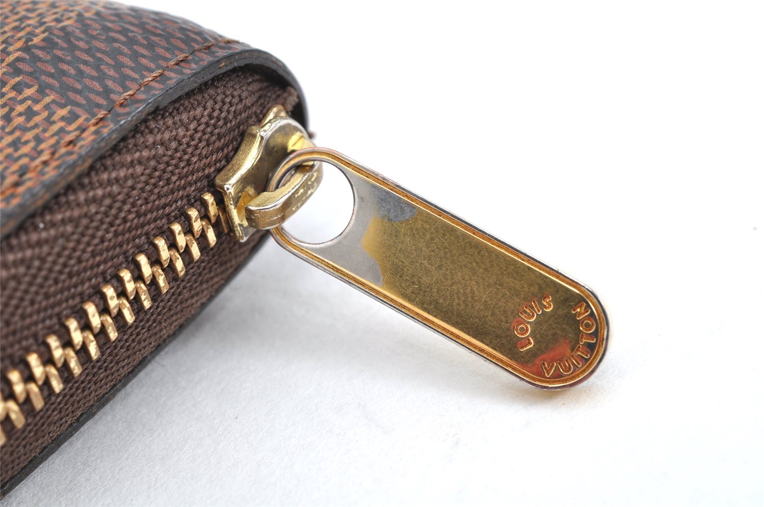 Authentic Louis Vuitton Damier Zippy Coin Purse Wallet N63070 LV 1563K