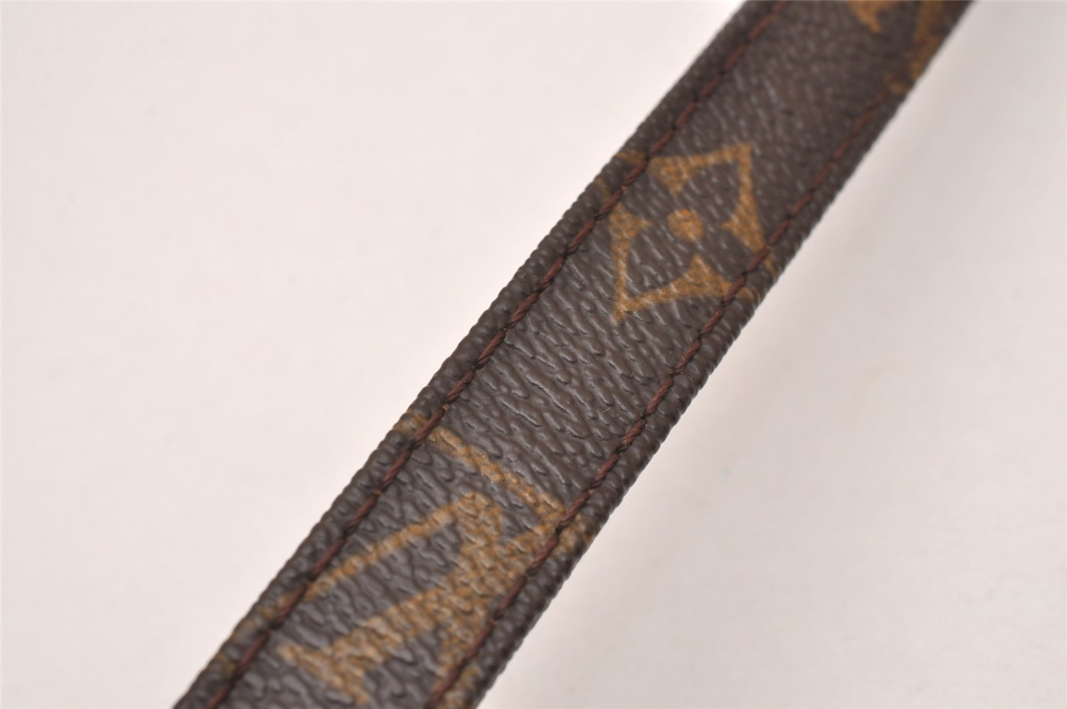 Authentic Louis Vuitton Monogram Shoulder Strap 39