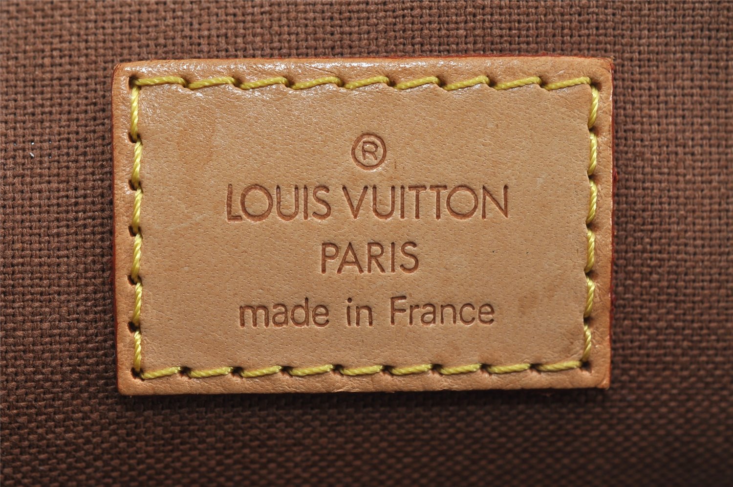 Authentic Louis Vuitton Monogram Popincourt Haut Shoulder Bag M40007 LV 1572I