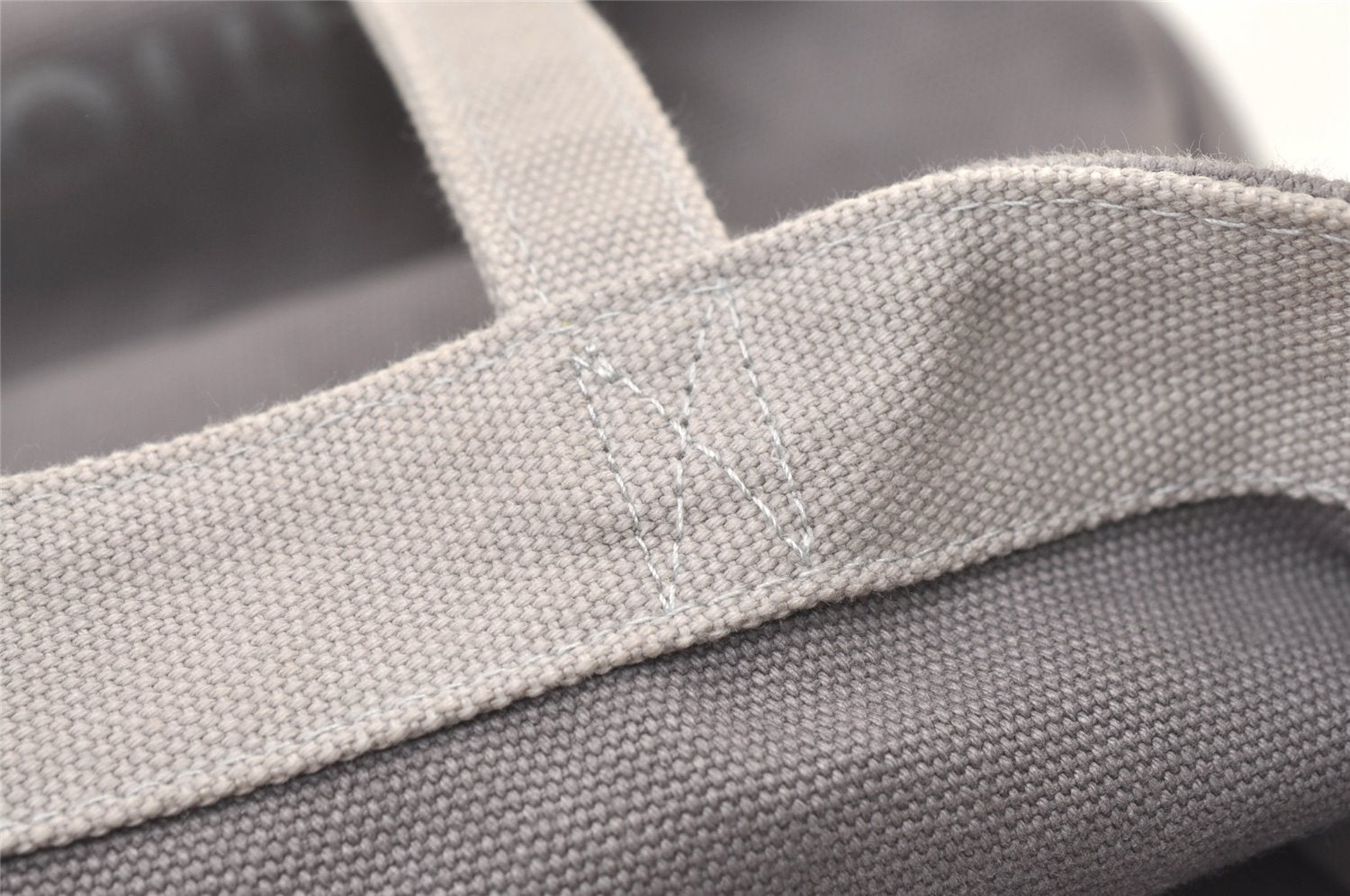 Authentic Louis Vuitton Fondation Exclusive Tote Bag Canvas Gray Purple 1575K