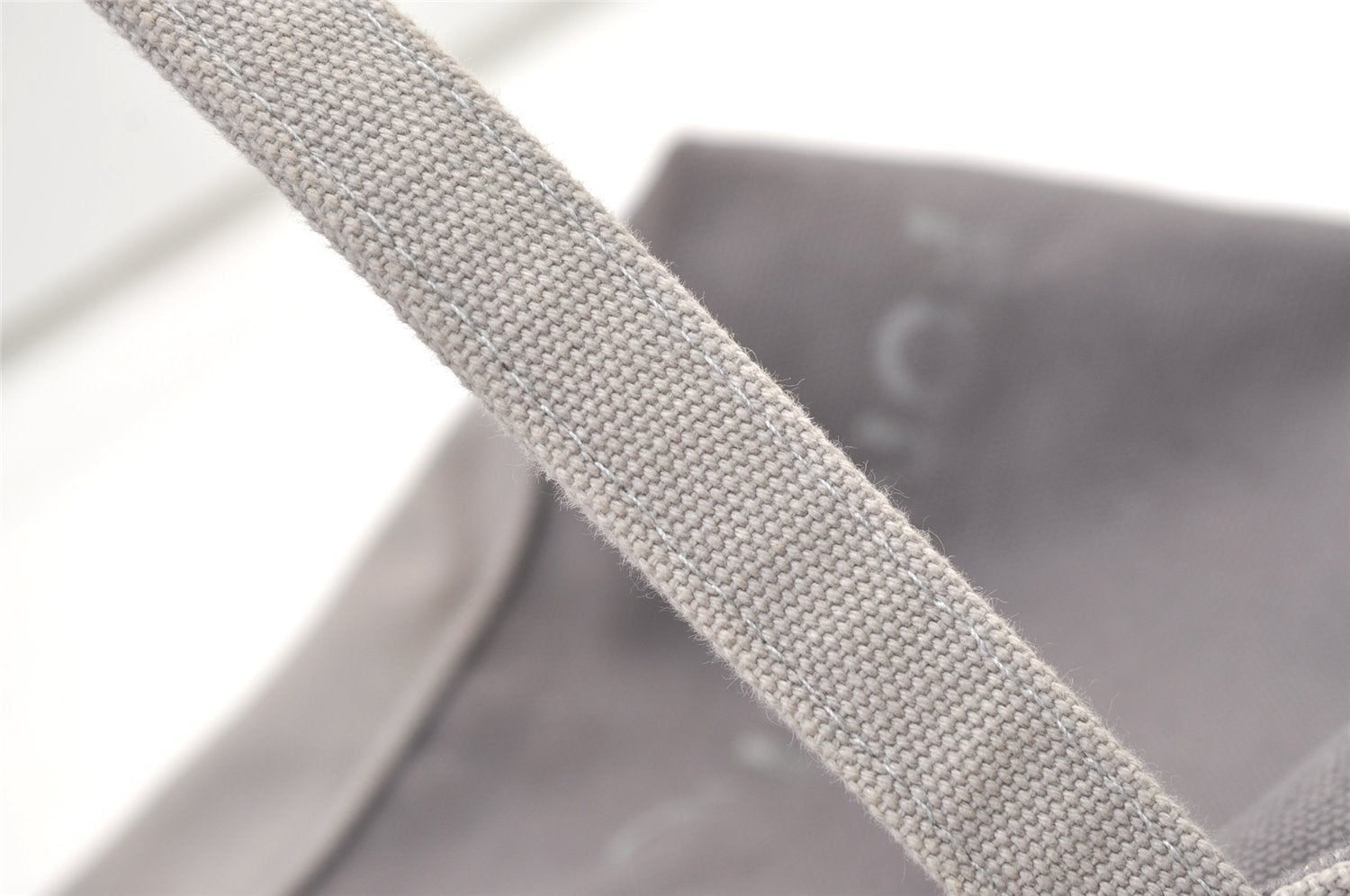 Authentic Louis Vuitton Fondation Exclusive Tote Bag Canvas Gray Purple 1575K