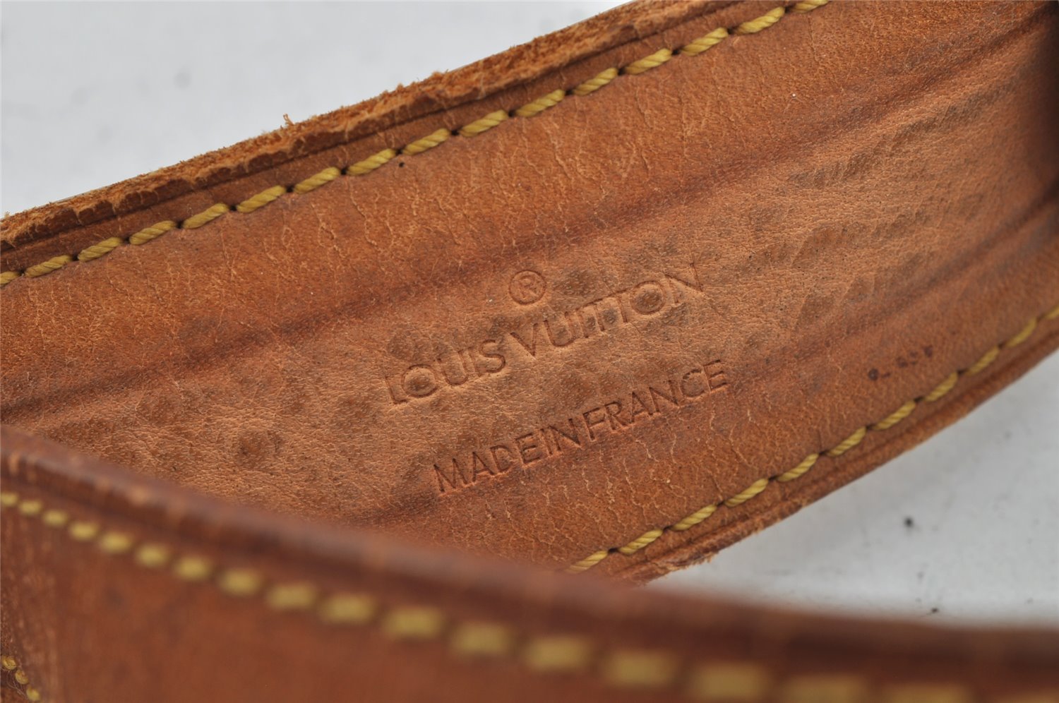 Authentic Louis Vuitton Monogram Saumur 30 Shoulder Cross Bag M42256 LV 1576K