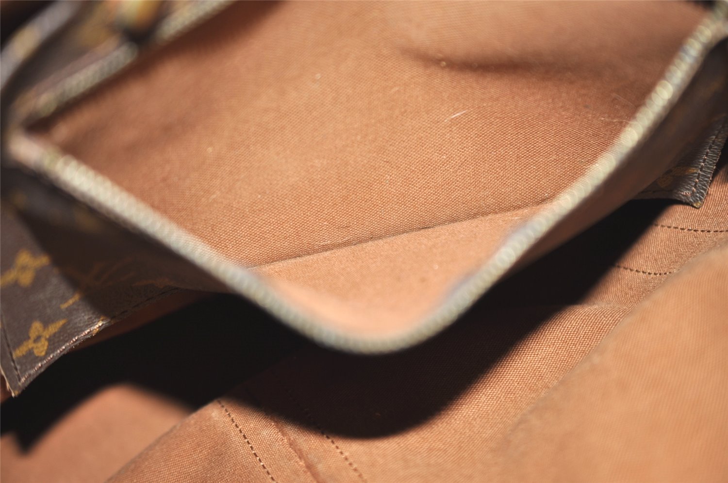 Authentic Louis Vuitton Monogram Randonnee GM Shoulder Bag M42244 LV Junk 1577I