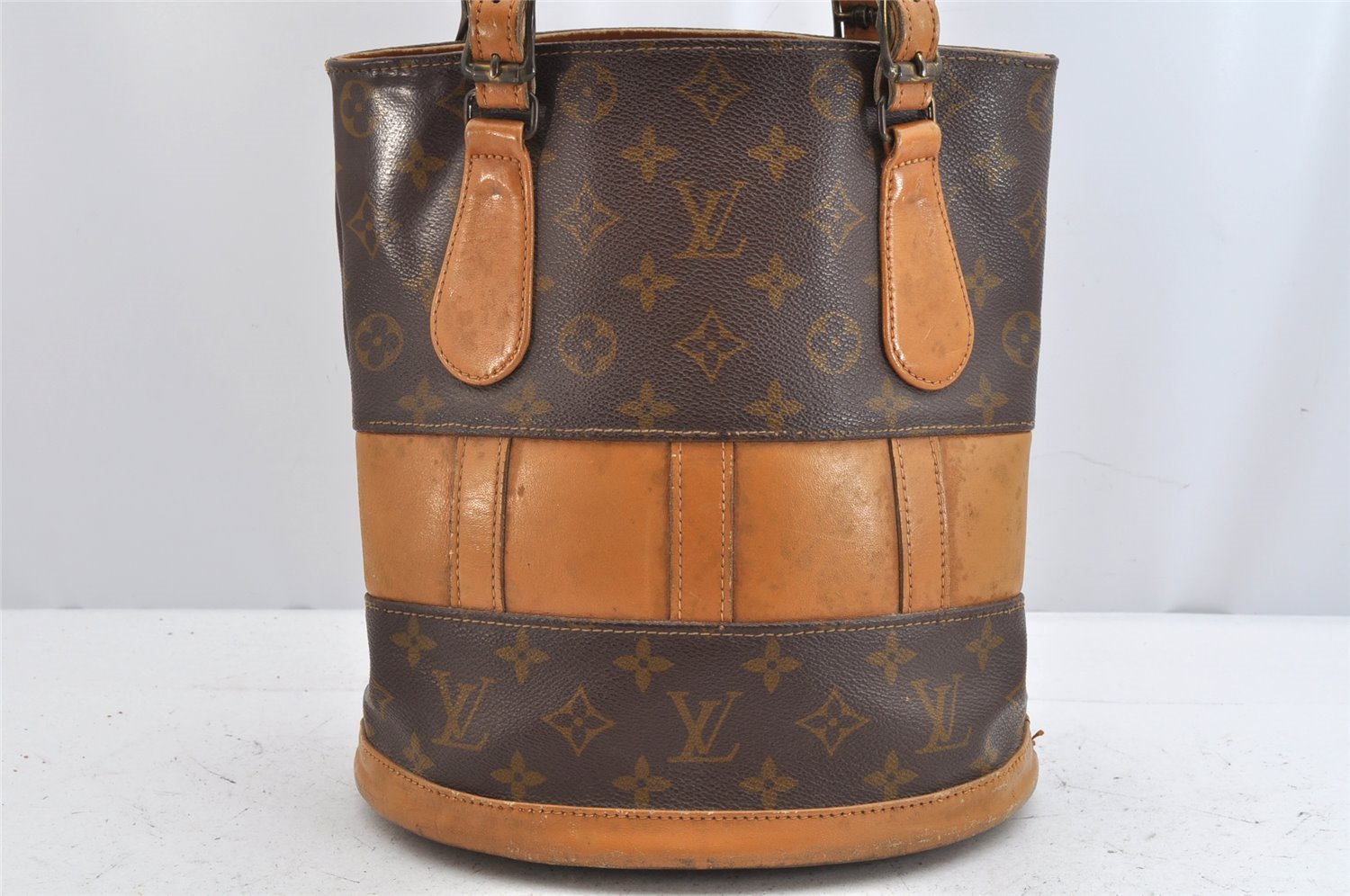Authentic Louis Vuitton Monogram Bucket PM Shoulder Tote Bag USA Model LV 1579K
