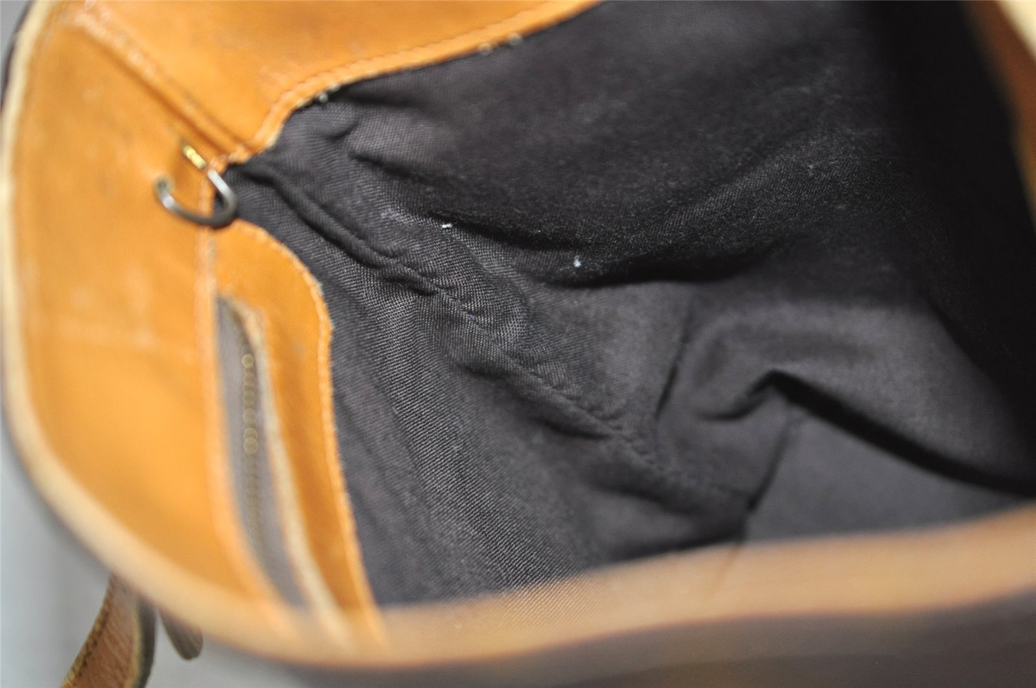 Authentic Louis Vuitton Monogram Bucket PM Shoulder Tote Bag USA Model LV 1579K