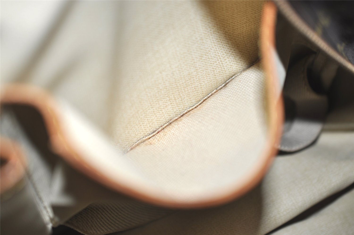 Authentic Louis Vuitton Monogram Deauville Hand Bag M47270 LV 1582K