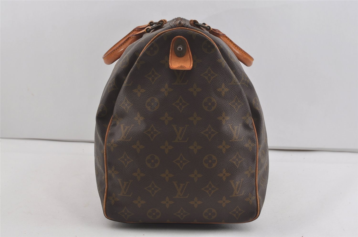 Authentic Louis Vuitton Monogram Keepall 50 Travel Boston Bag Old Model LV 1587J